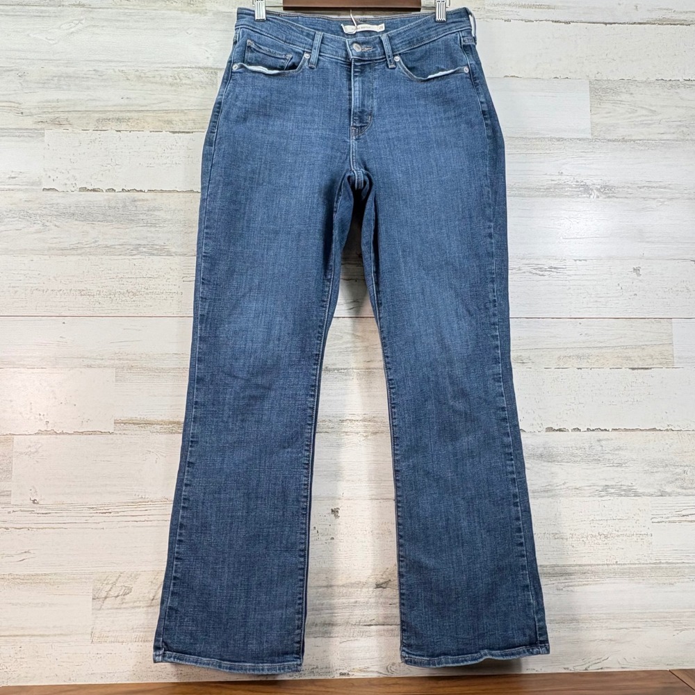 Levis Womens Classic Bootcut Jeans Blue Medium Wash Stretch Denim 30x32 Flare‎